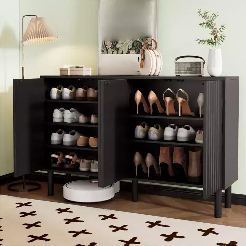 Meuble à chaussures d'entrée de 55", armoire à chaussures à 3 niveaux avec 4 portes, buffet avec étagères réglables pour couloir et salon