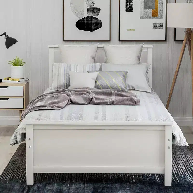 Lit plateforme en bois double avec tête de lit, pied de lit et support à lattes en bois, noyer
