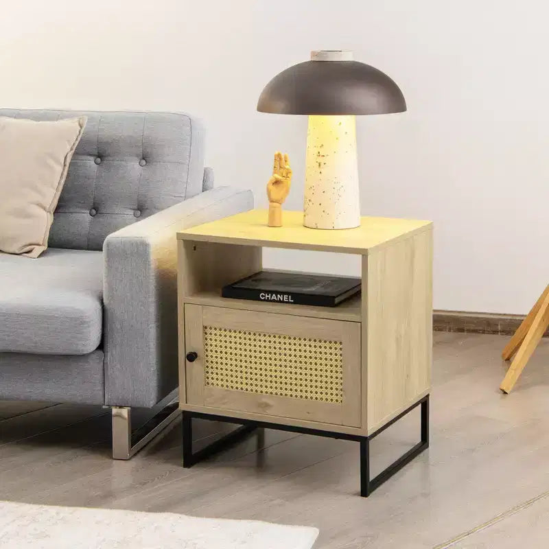 Table de chevet avec meuble, table d'appoint en bois, porte décorée en rotin, chêne